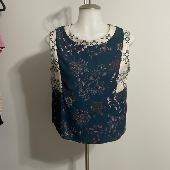 Zara Blue and White Geometric Crop Size S - Picture 1 of 6